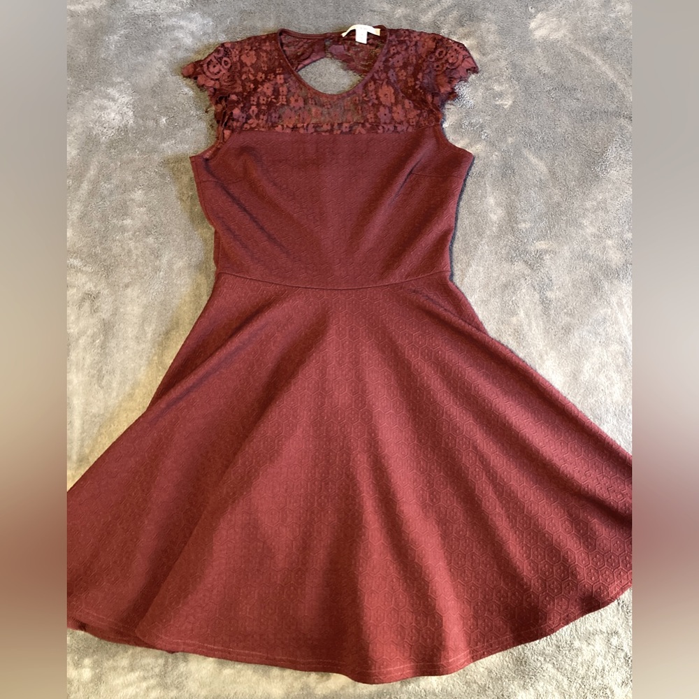 Red lace dress!